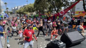 bailatón de colores Confa