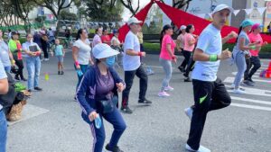 bailatón de colores Confa