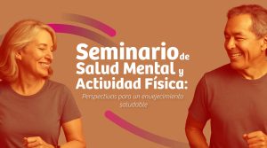 Dos personas mayores sonríen