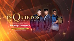 Agrupación los Inquietos del Vallenato posan felices